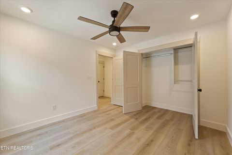 Tiny photo for 430 E Oldham Ave, Knoxville, TN 37917 (MLS # 1342413)