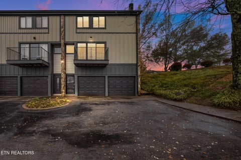 Photo of 1900 Cherokee Bluff Drive, Knoxville, TN 37920 (MLS # 1353998)