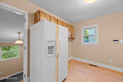 Tiny photo for 2541 Seaton Ave, Knoxville, TN 37920 (MLS # 1317860)