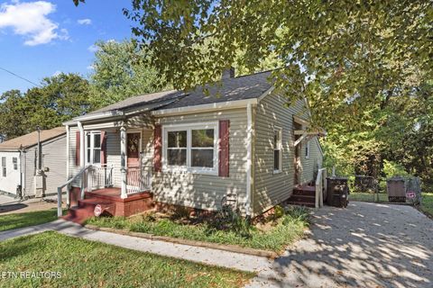 Tiny photo for 2541 Seaton Ave, Knoxville, TN 37920 (MLS # 1317860)