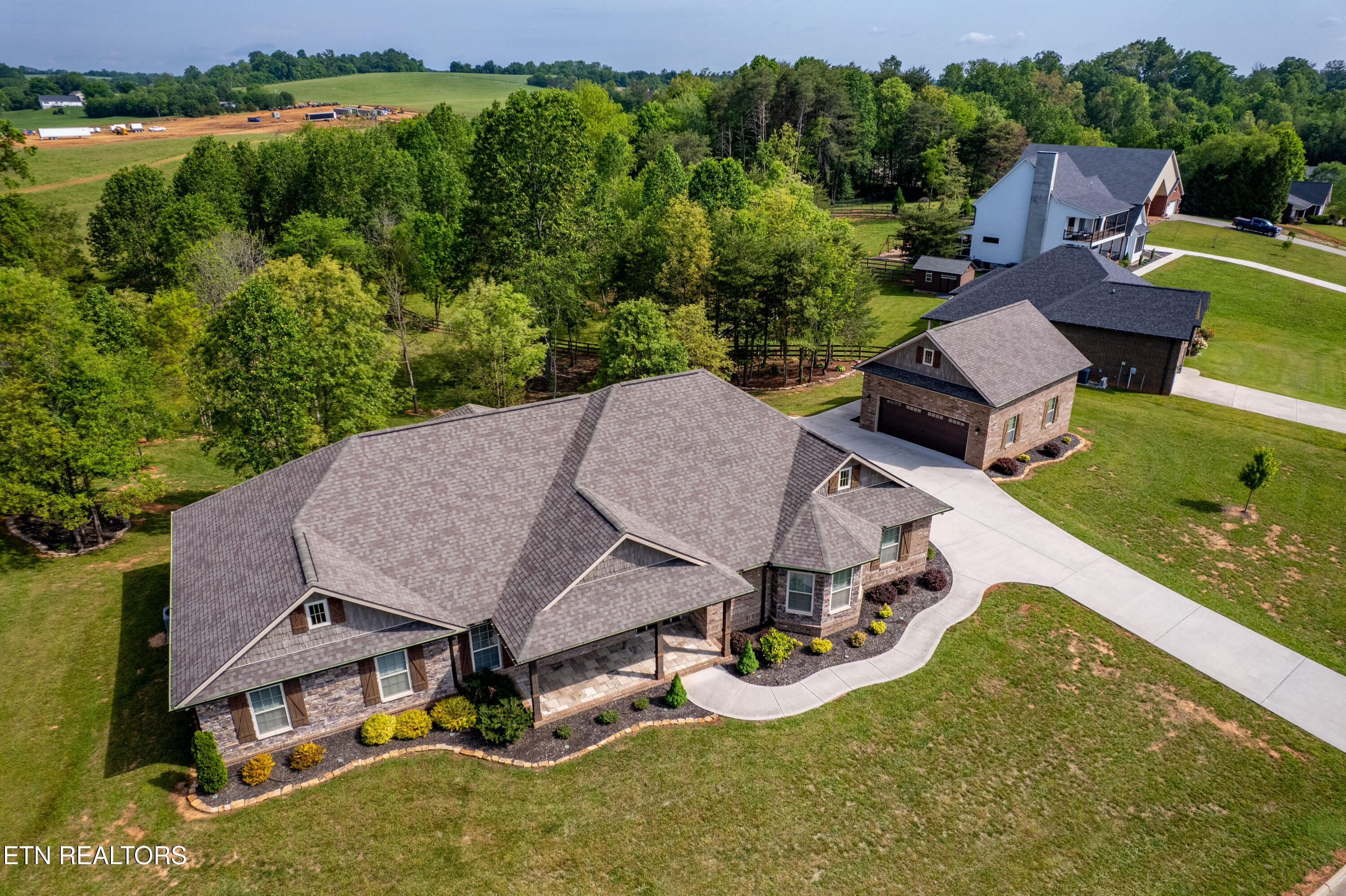 1217 Houston Springs Rd