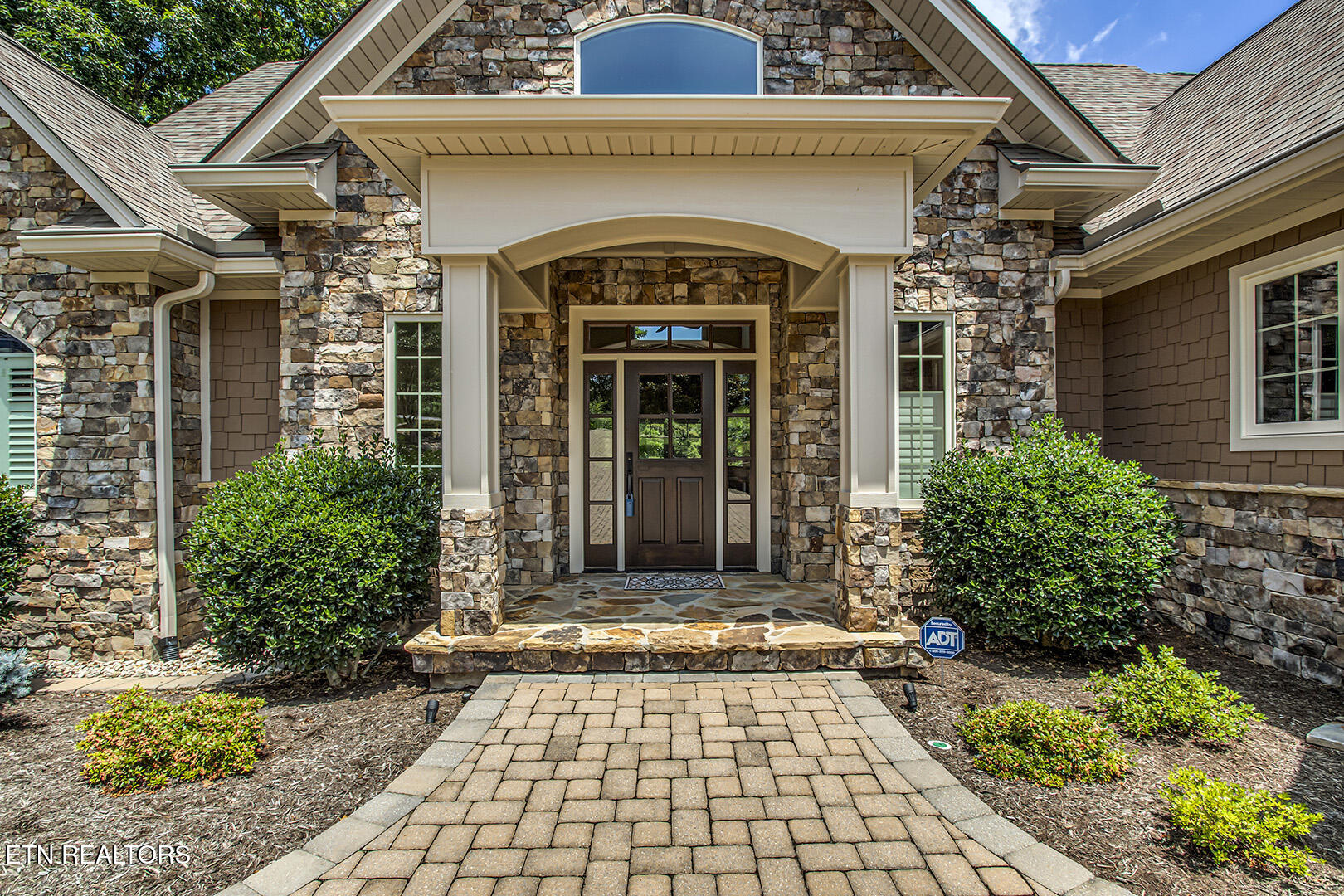 109 Shawnee Point