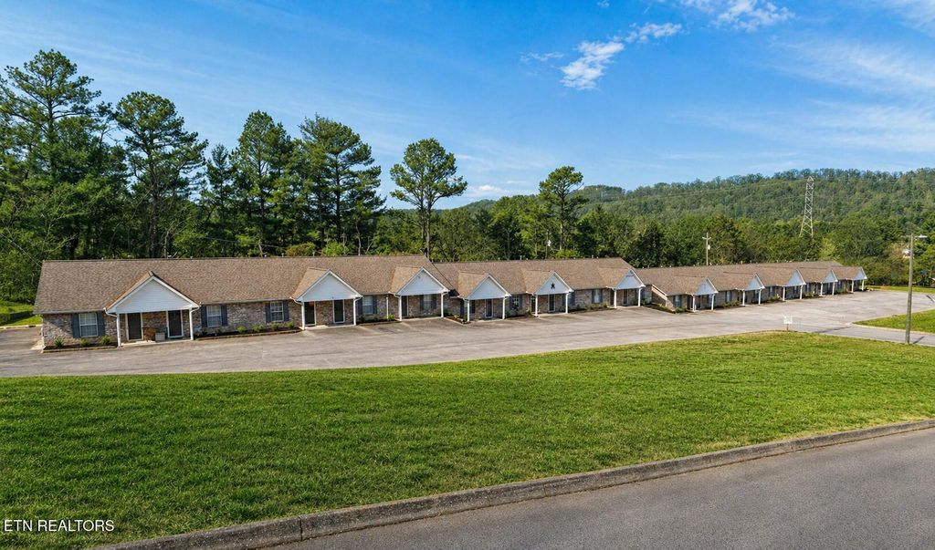 Photo of 6473 Son Light Way, Knoxville, TN 37918 (MLS # 1338277)