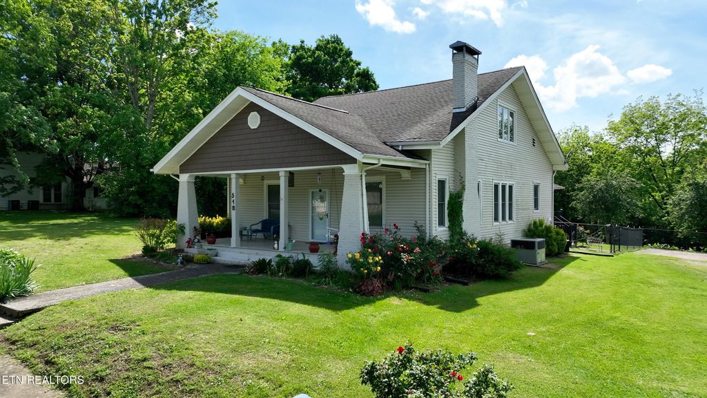 Photo of 518 Monroe St, Madisonville, TN 37354 (MLS # 1300956)