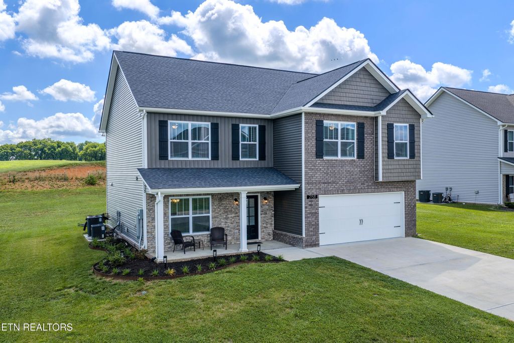Photo of 2158 Tributary Drive, Sevierville, TN 37876 (MLS # 1344537)