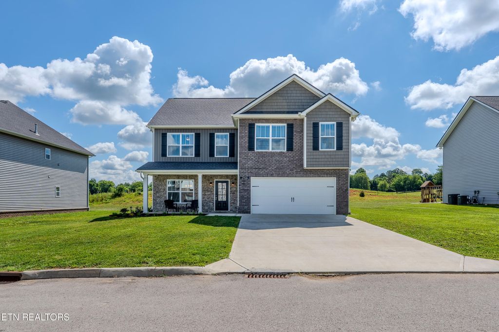 Photo of 2158 Tributary Drive, Sevierville, TN 37876 (MLS # 1344537)