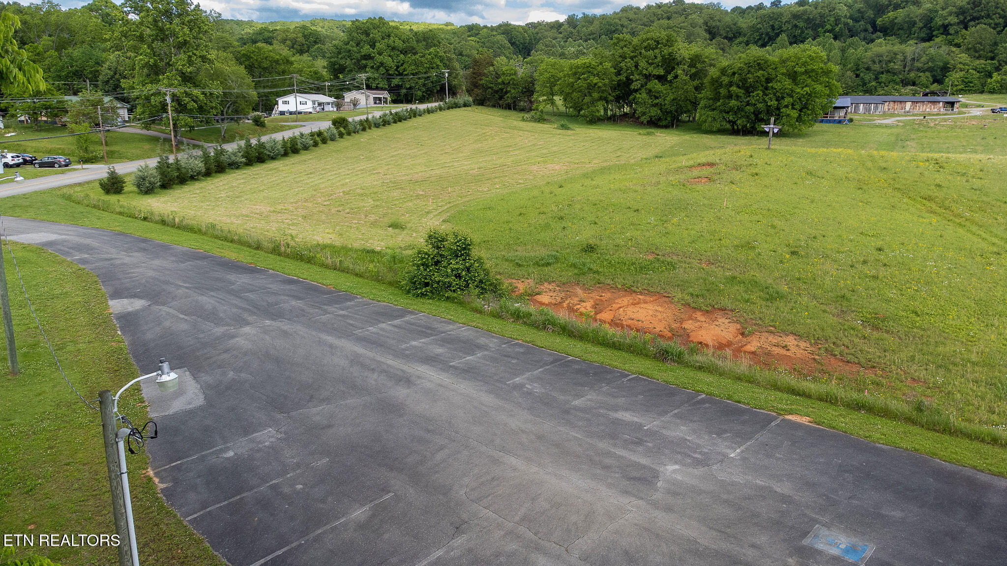 Edgewood Drive Drive