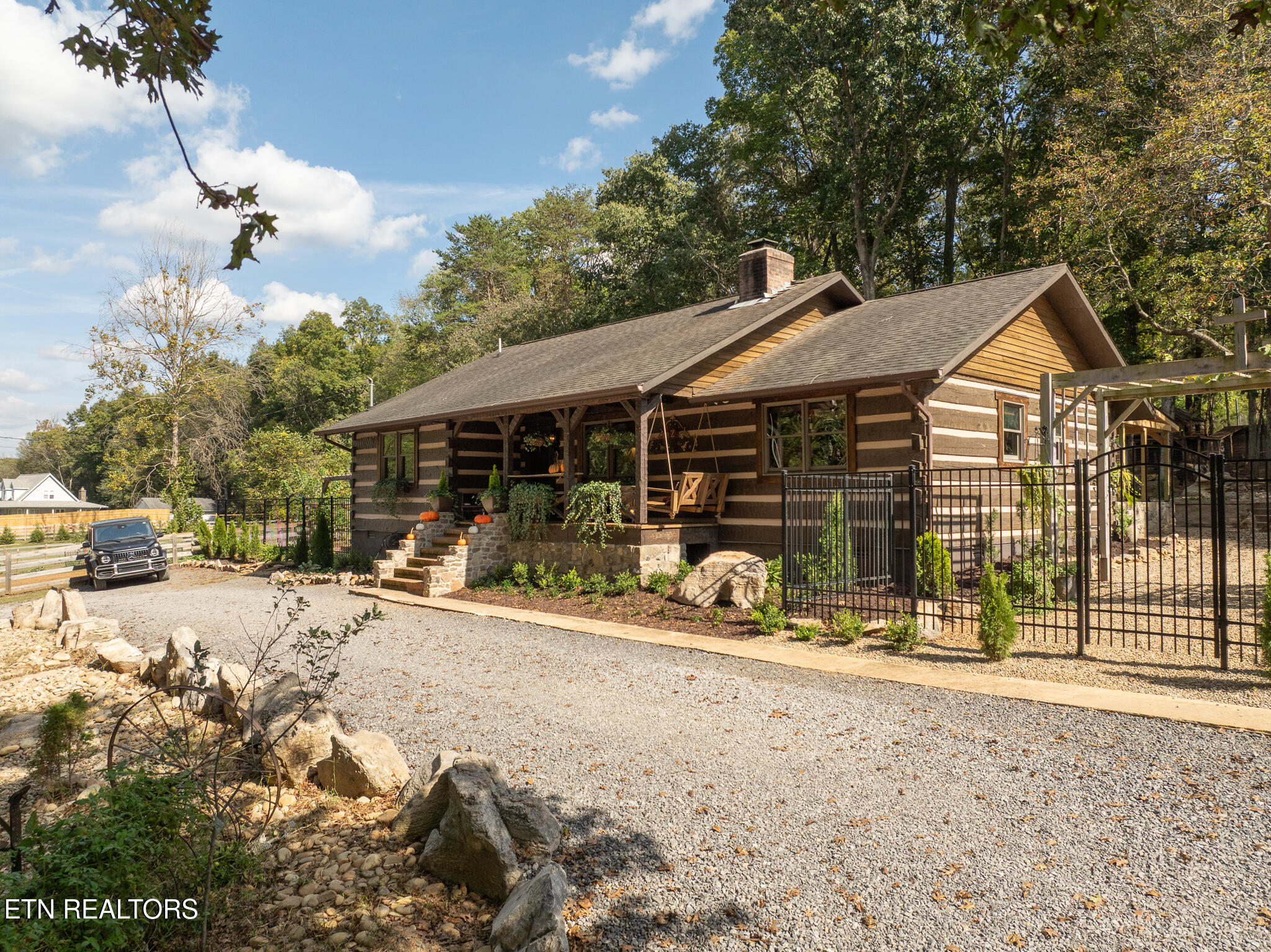 242 Lewis lane Lane