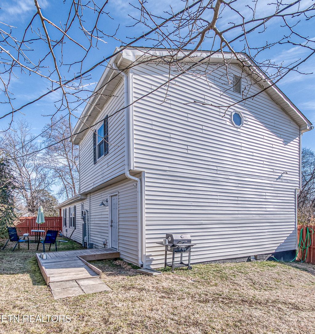 Photo of 1605 Lodge St, Alcoa, TN 37701 (MLS # 1287607)