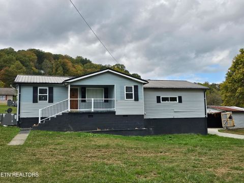 648 Poplar Ave Jellico TN 37762