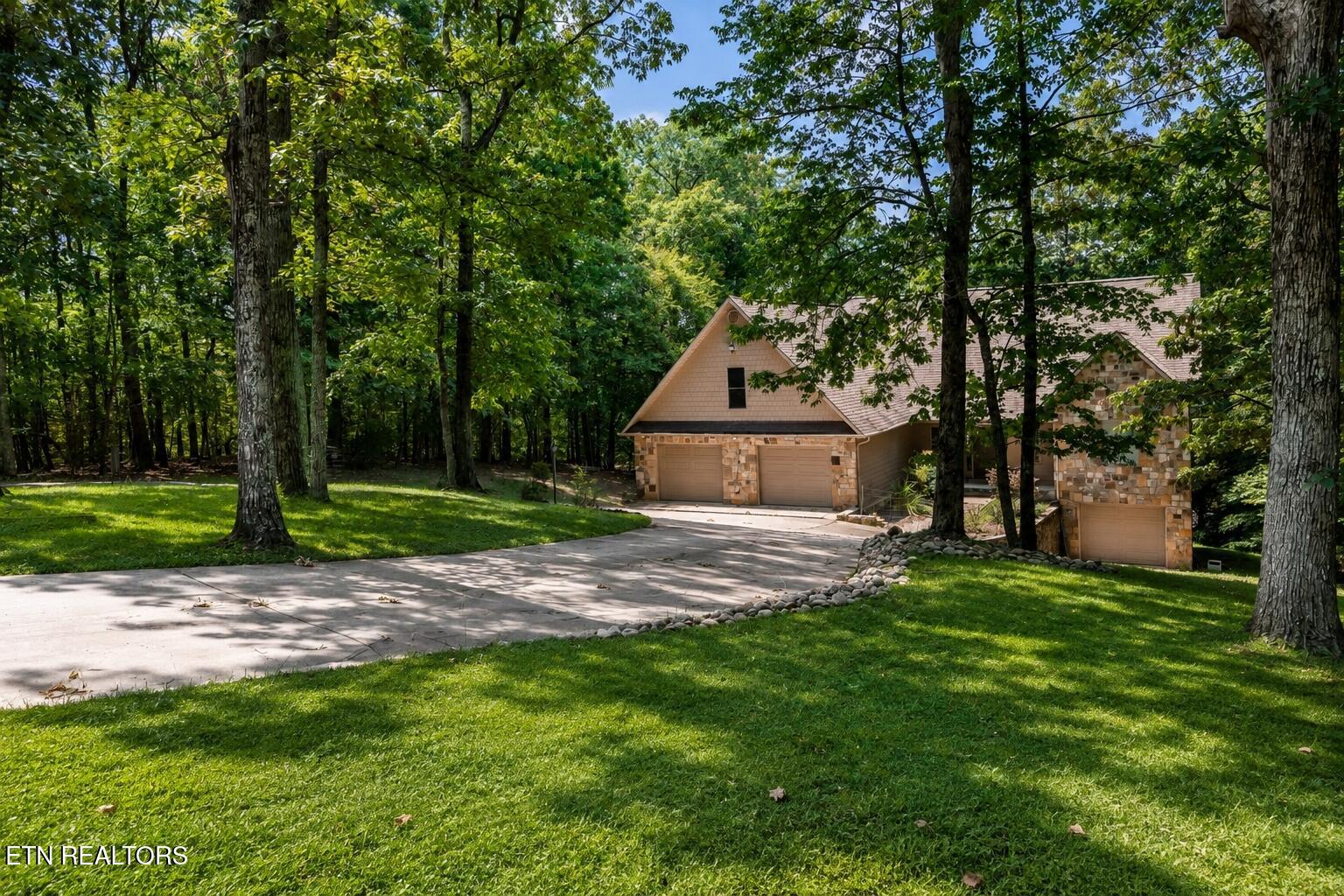 134 Holly Lane