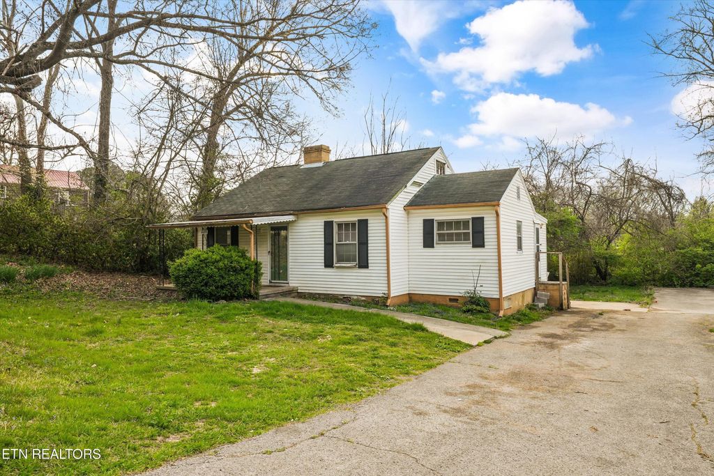 Photo of 4608 Oriole Drive, Knoxville, TN 37918 (MLS # 1334470)