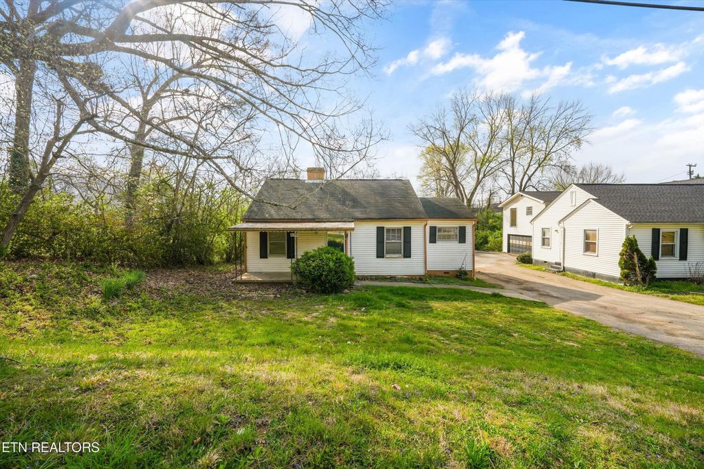 Photo of 4608 Oriole Drive, Knoxville, TN 37918 (MLS # 1334470)