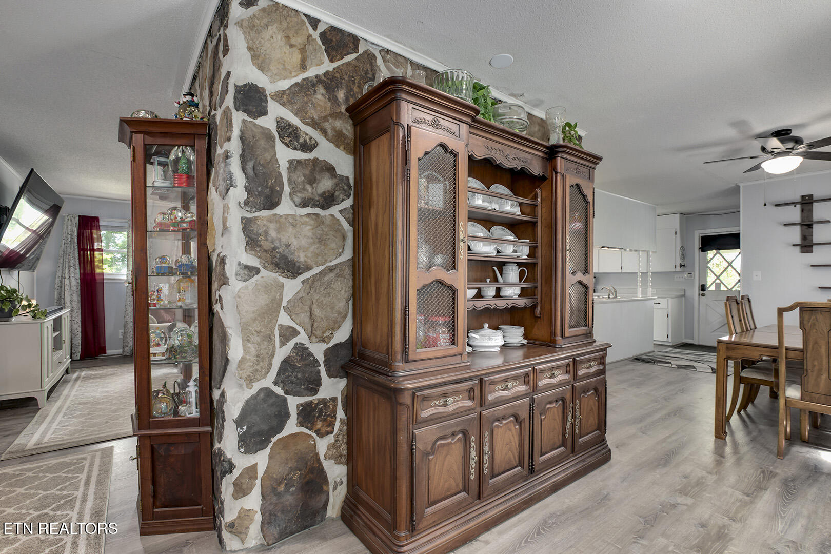 2163 Sugar Grove Valley Rd