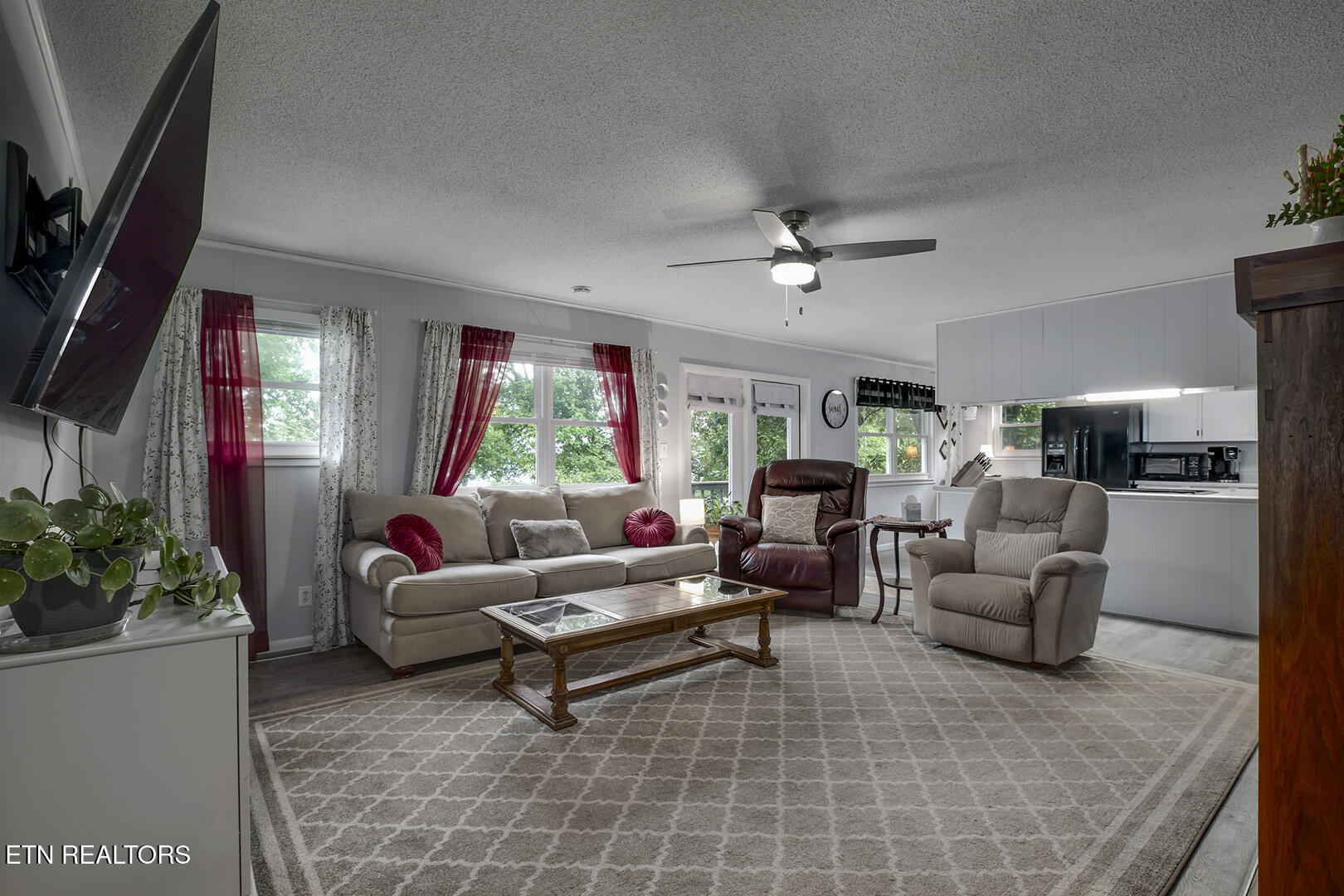 2163 Sugar Grove Valley Rd