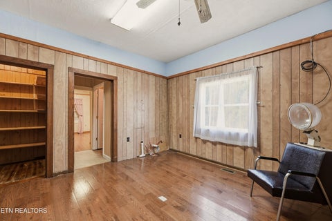 Tiny photo for 400 N Main St, Clinton, TN 37716 (MLS # 1325773)