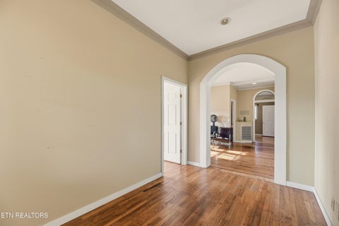 Tiny photo for 400 N Main St, Clinton, TN 37716 (MLS # 1325773)