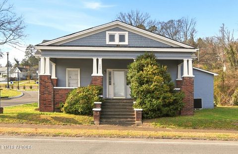 400 N Main St Clinton TN 37716