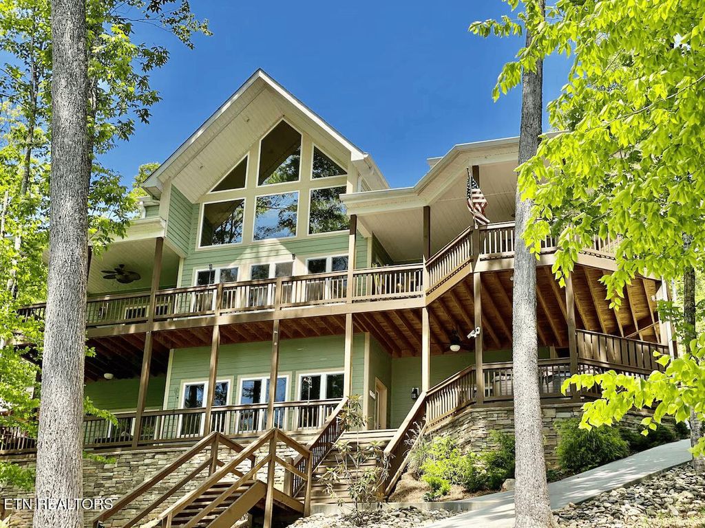 Photo of 658 Waterfront Tr, LaFollette, TN 37766 (MLS # 1293526)