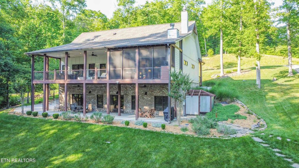 Photo of 721 Lakeside Coves Way, Ten Mile, TN 37880 (MLS # 1341624)