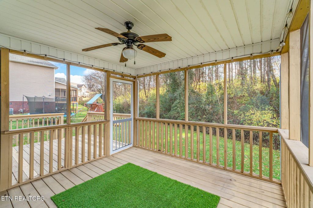Photo of 2527 Brantley Park Blvd, Maryville, TN 37804 (MLS # 1322777)