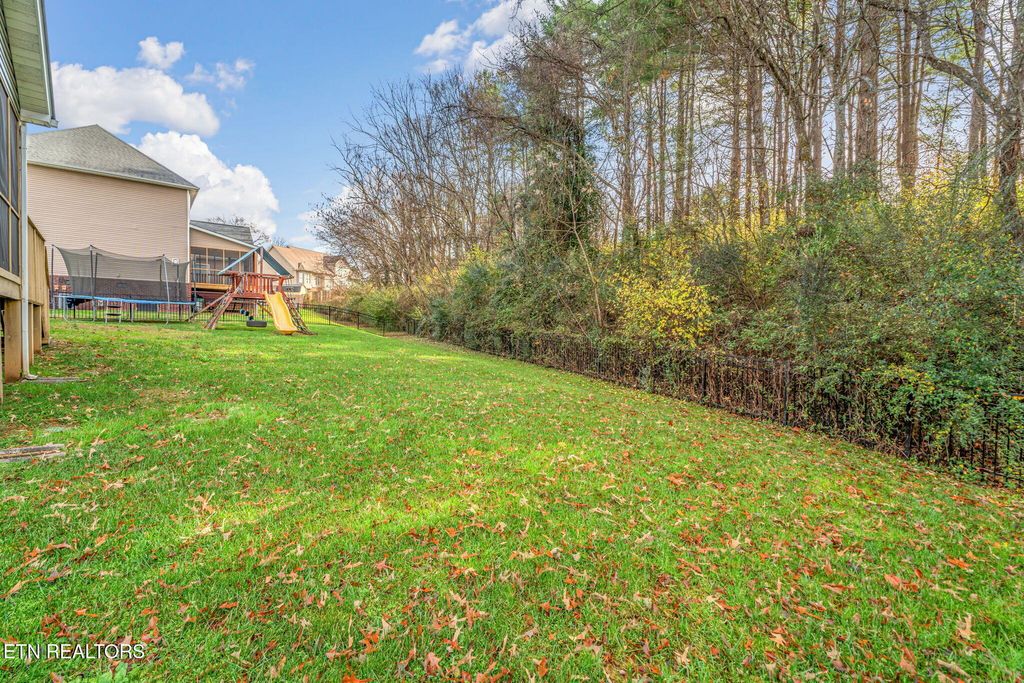 Photo of 2527 Brantley Park Blvd, Maryville, TN 37804 (MLS # 1322777)