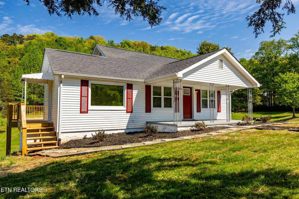 Photo of 325 Self Hollow Rd, Rockford, TN 37853 (MLS # 1336670)