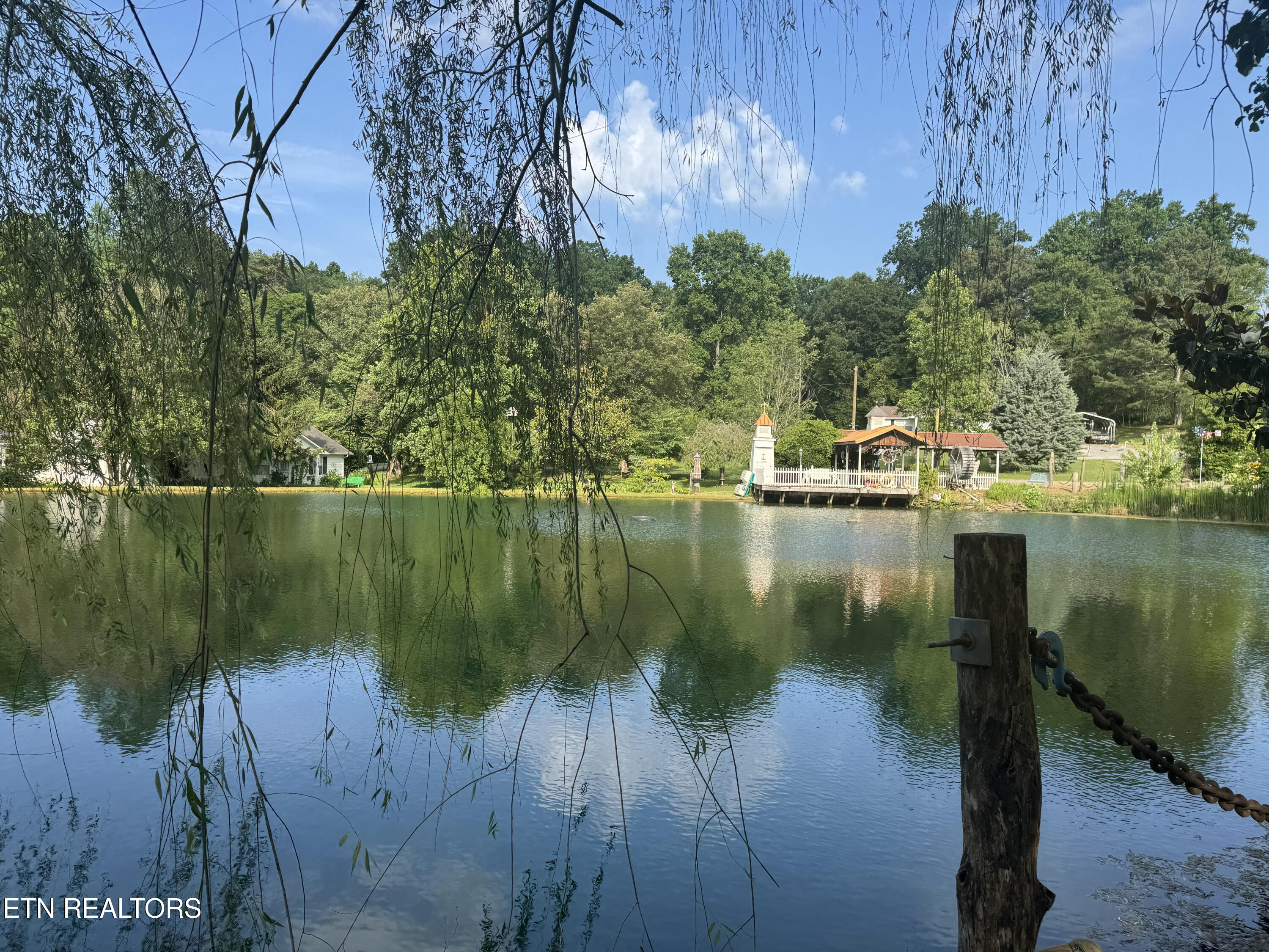 123 Jerry Cardin Lane