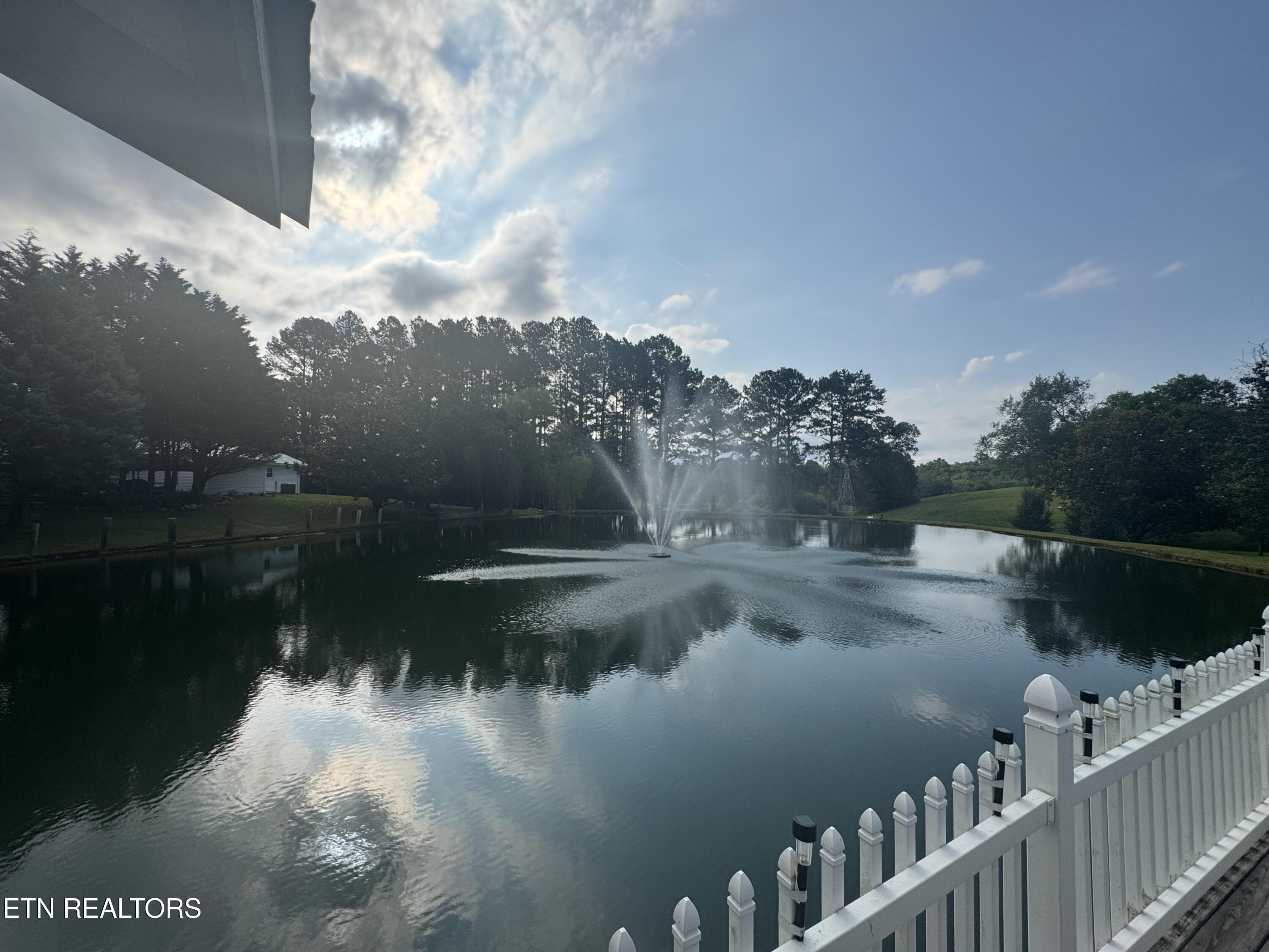 123 Jerry Cardin Lane