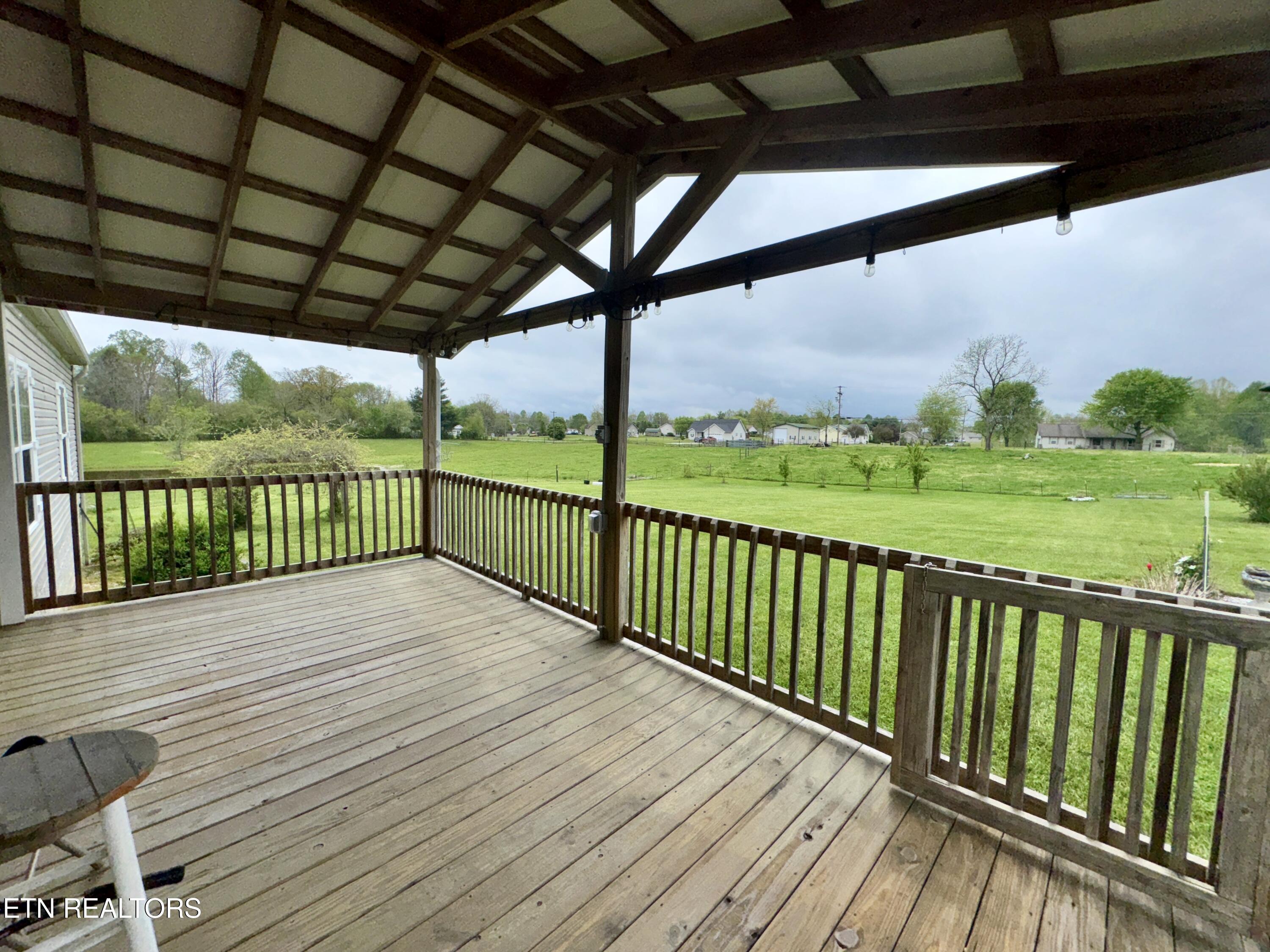 2959 Pomona Rd