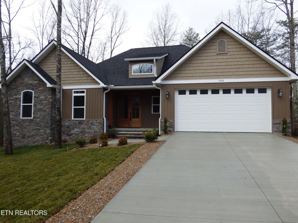 Photo of 144 Hawes Circle, Crossville, TN 38558 (MLS # 1330260)