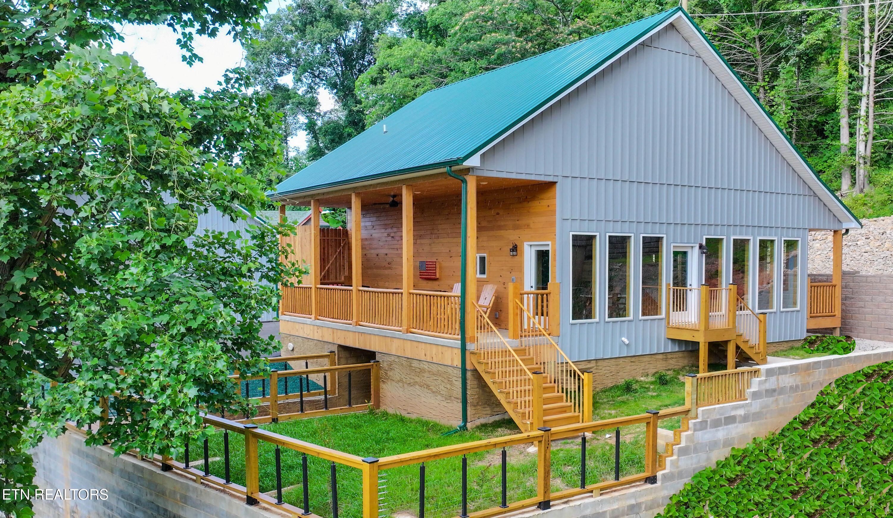 617 Davenport Rd