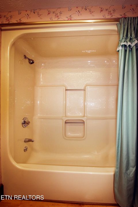 Tiny photo for 604 Gamble Drive, Heiskell, TN 37754 (MLS # 1319454)