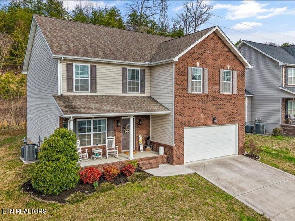 Photo of 6131 Hollow View Lane, Knoxville, TN 37924 (MLS # 1331292)