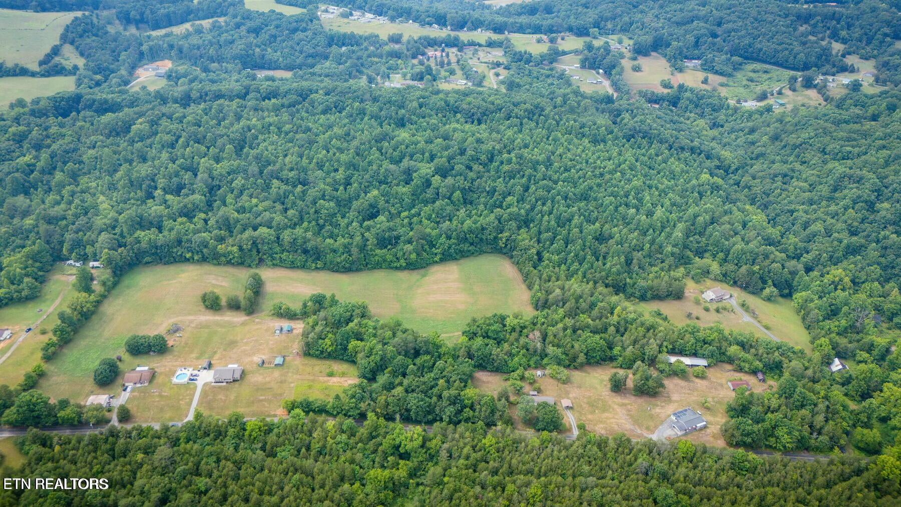 1184 Raccoon Valley Rd