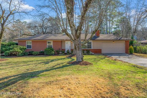 Photo of 7112 Hampshire Drive, Knoxville, TN 37909 (MLS # 1325779)