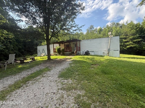 Tiny photo for 129 Old Bryant Lane, Rocky Top, TN 37769 (MLS # 1346445)