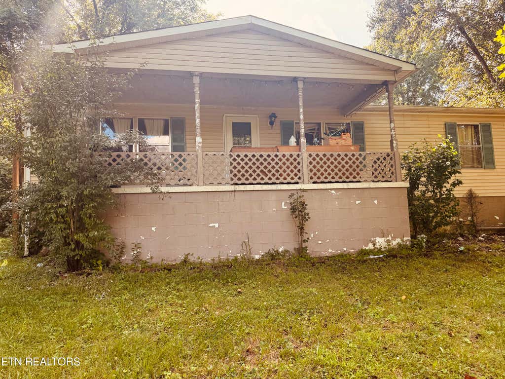 Photo of 129 Old Bryant Lane, Rocky Top, TN 37769 (MLS # 1346445)