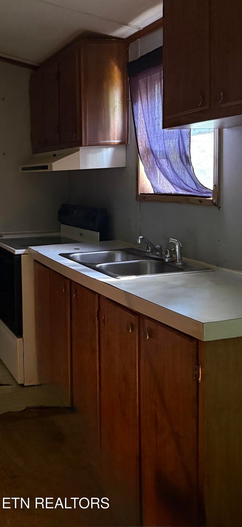 Tiny photo for 129 Old Bryant Lane, Rocky Top, TN 37769 (MLS # 1346445)