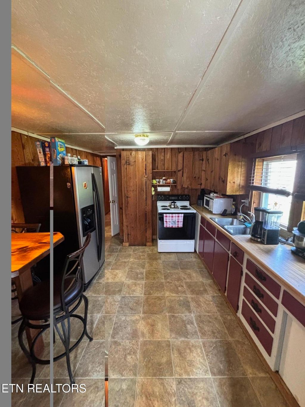 Photo of 1012 Fourth St, Crossville, TN 38555 (MLS # 1336689)