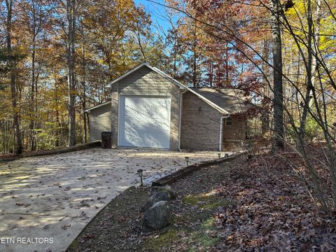 Photo of 128 Sunset Point, Crossville, TN 38571 (MLS # 1321104)
