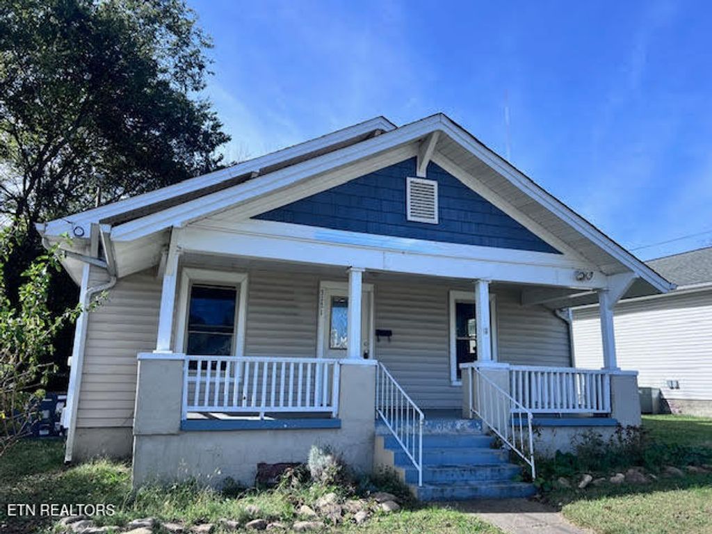 Photo of 3131 Galbraith St, Knoxville, TN 37921 (MLS # 1319826)