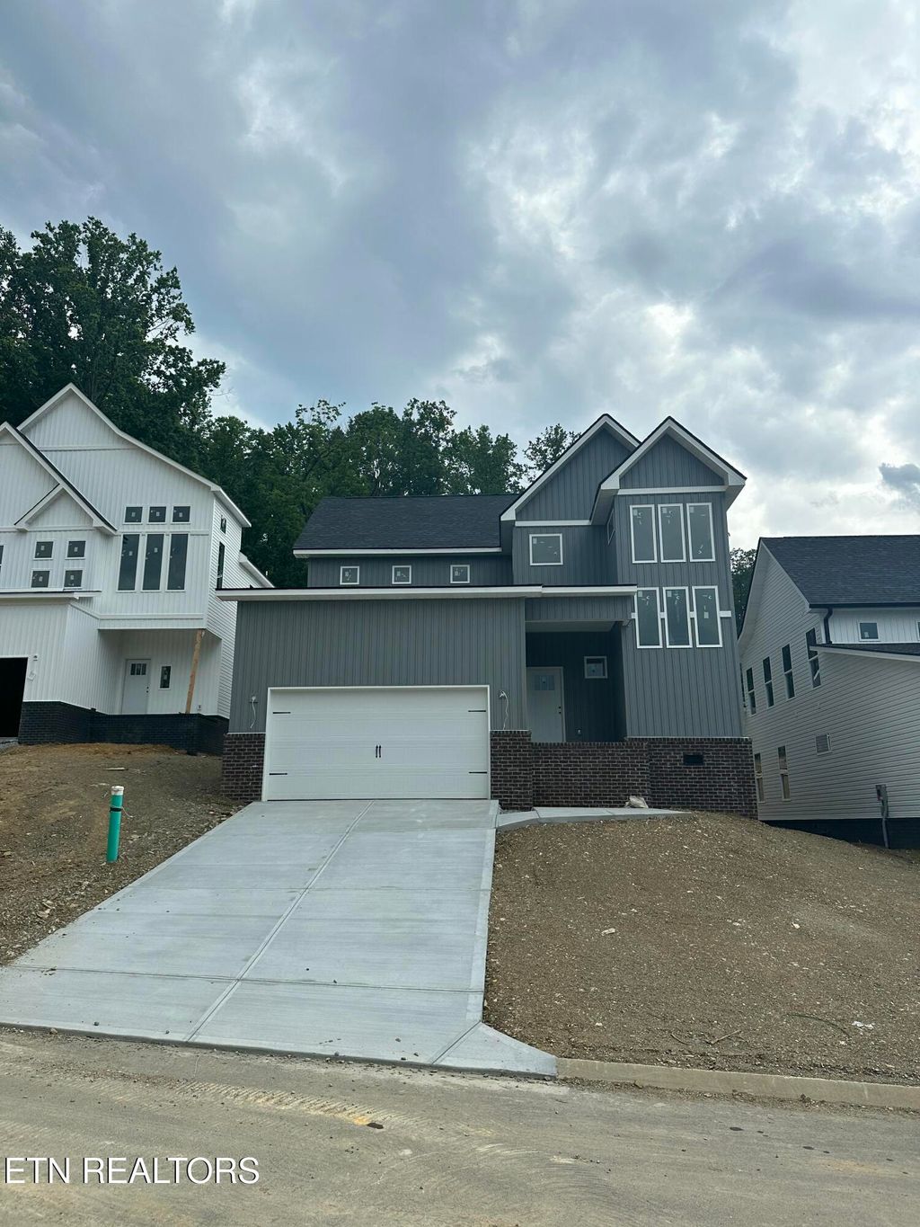 Photo of 12512 Dalton Vw Ln Lane, Knoxville, TN 37932 (MLS # 1306662)