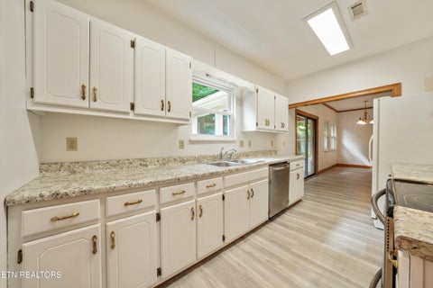 Tiny photo for 115 Graceland Rd, Oak Ridge, TN 37830 (MLS # 1354875)