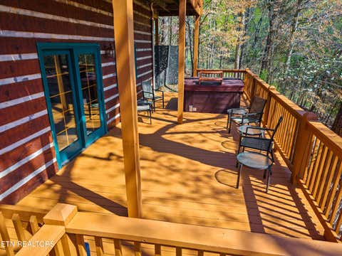 Tiny photo for 429 Filet Lane, Dandridge, TN 37725 (MLS # 1346738)