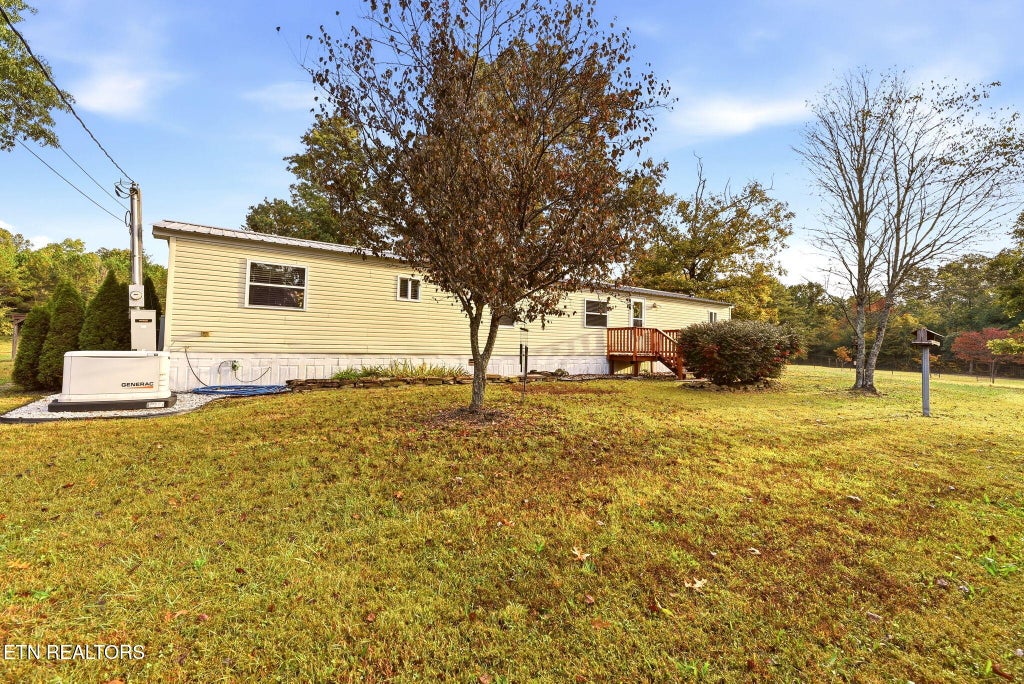 Photo of 446 Arnolds Way, Crossville, TN 38571 (MLS # 1359118)
