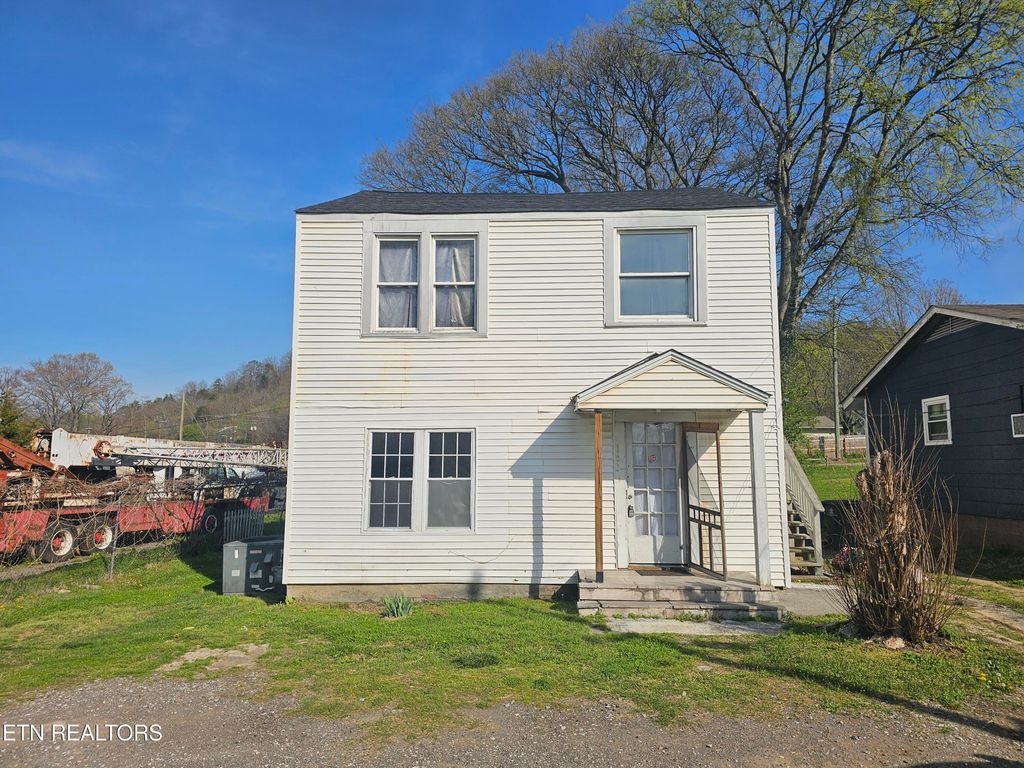 Photo of 117 Atlantic Ave, Knoxville, TN 37917 (MLS # 1340586)