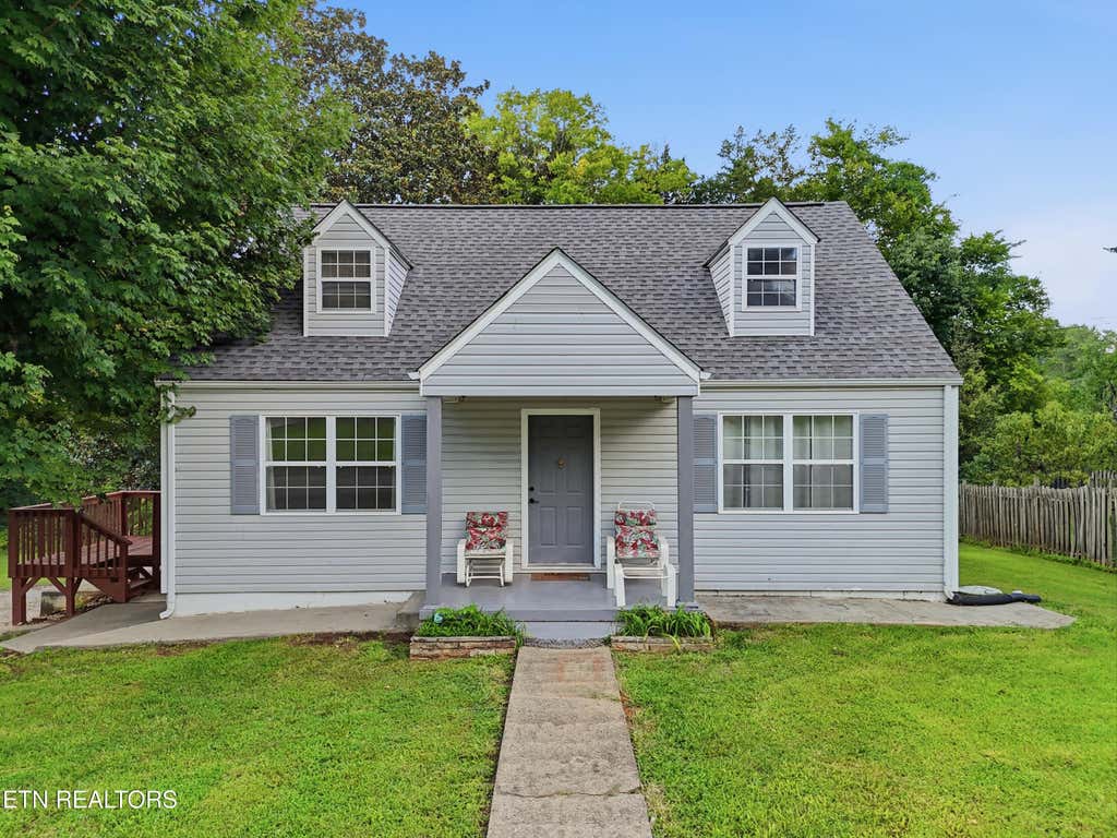 Photo of 1114 Jones St, Athens, TN 37303 (MLS # 1351020)