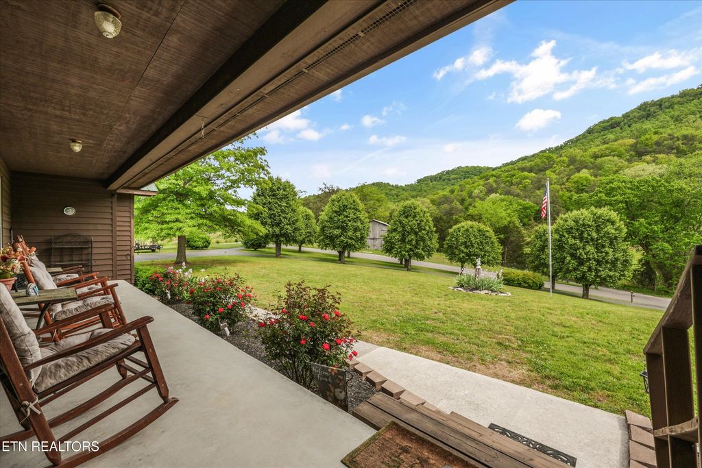 Photo of 1500 Liberty Hill Drive, Washburn, TN 37888 (MLS # 1338795)