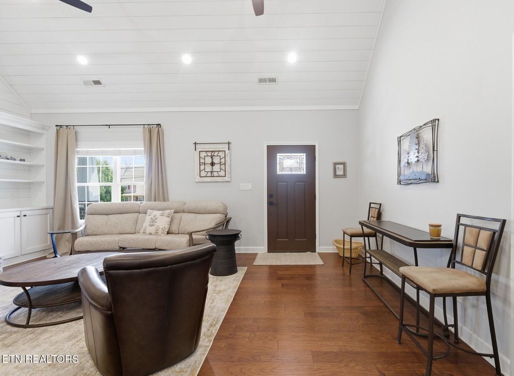 Photo of 109 Essex Drive, Knoxville, TN 37922 (MLS # 1326681)